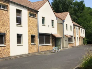 Vue extérieure du bâtiment accueillant le DAPE